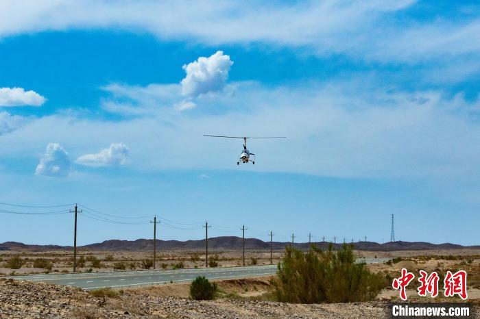 走近戈壁“飛天警隊(duì)”：手寫操作技巧上百頁熟記地形地貌