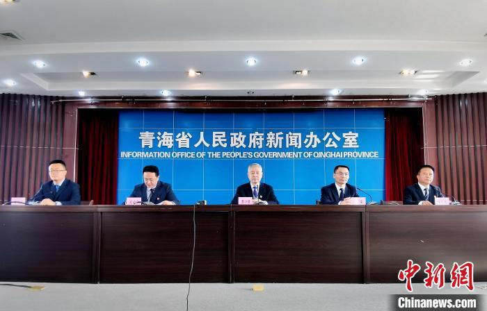 圖為新聞發(fā)布會現(xiàn)場?！∑钤鲚?攝