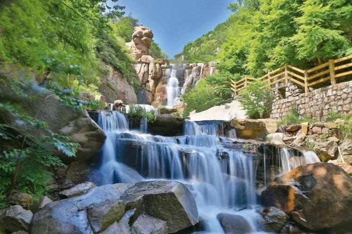 嶗山水韻。圖片來(lái)源：臺(tái)灣《聯(lián)合報(bào)》