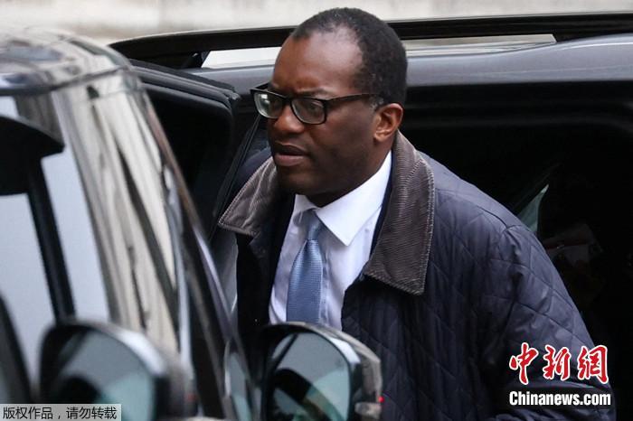 當?shù)貢r間2022年10月14日，英國倫敦，前任財政大臣夸西?克沃滕在唐寧街下車。