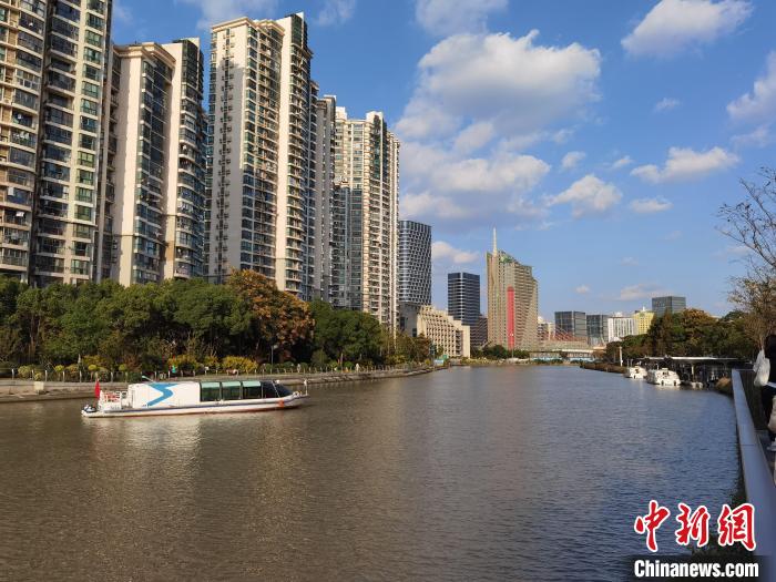 上海正描繪水清、岸美、宜游的“一江一河”新畫(huà)卷
