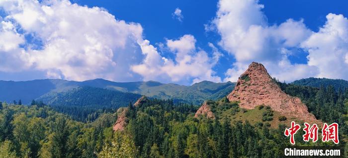 圖為青海坎布拉地區(qū)。(資料圖) 班洋 攝