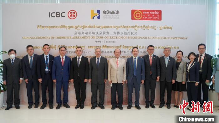 活動現(xiàn)場?！⊥跹?攝