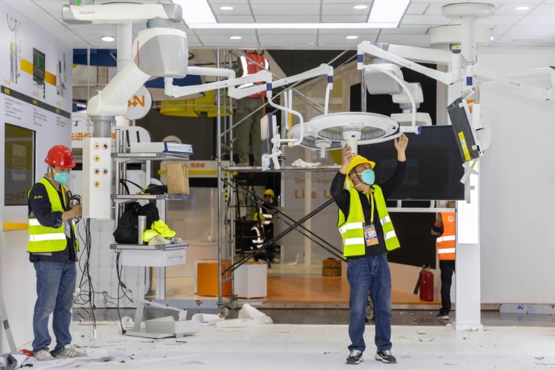 10月31日，國家會展中心（上海）內布展工作正有序進行。新華社記者 王翔 攝