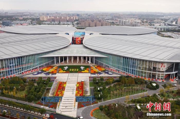 資料圖。航拍國家會展中心(上海)。 殷立勤 攝