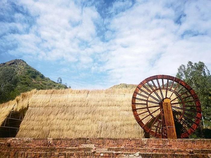 曬鹽篷。圖片來源：臺灣《聯(lián)合報》