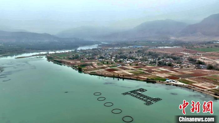 圖為航拍水車村?！±钣穹?供圖