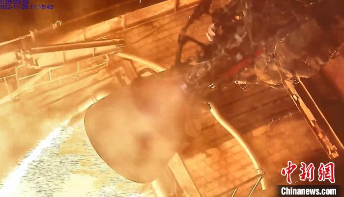 中國首臺大推力重復(fù)使用液氧煤油主發(fā)動機(jī)試車成功。　航天科技六院供圖