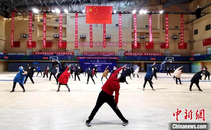 青海：突出“農(nóng)”字招牌300多名社會體育指導(dǎo)員集中“充電”