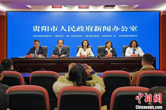 圖為新聞發(fā)布會(huì)現(xiàn)場(chǎng)?！×哄吩?攝