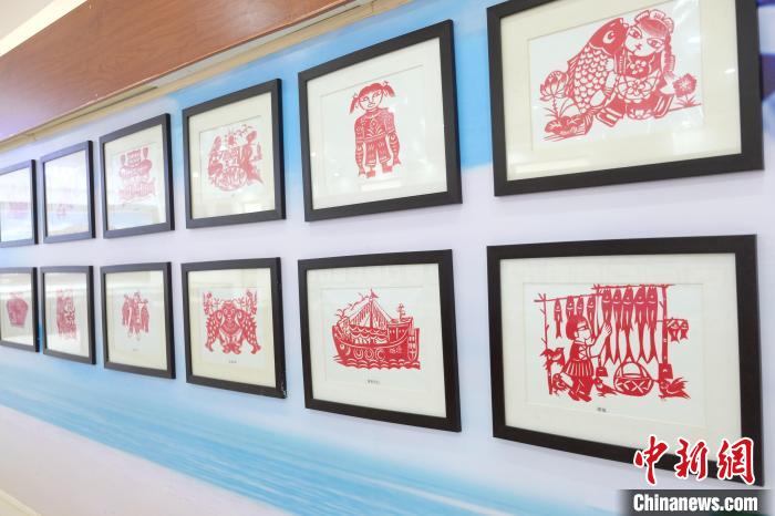 謝才華部分剪紙作品?！×植?攝