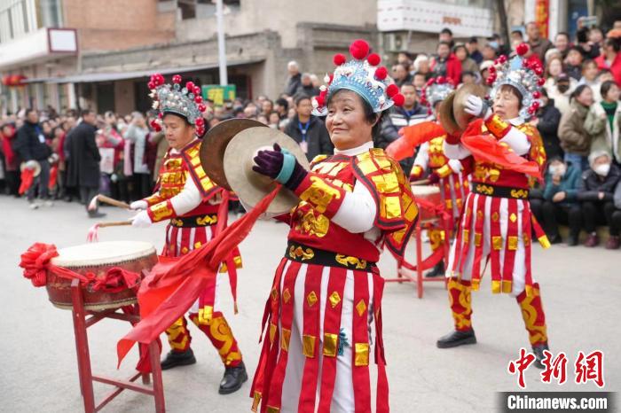 千年古村落山西省運(yùn)城市新絳縣泉掌村熱鬧非凡?！∥淇〗?攝