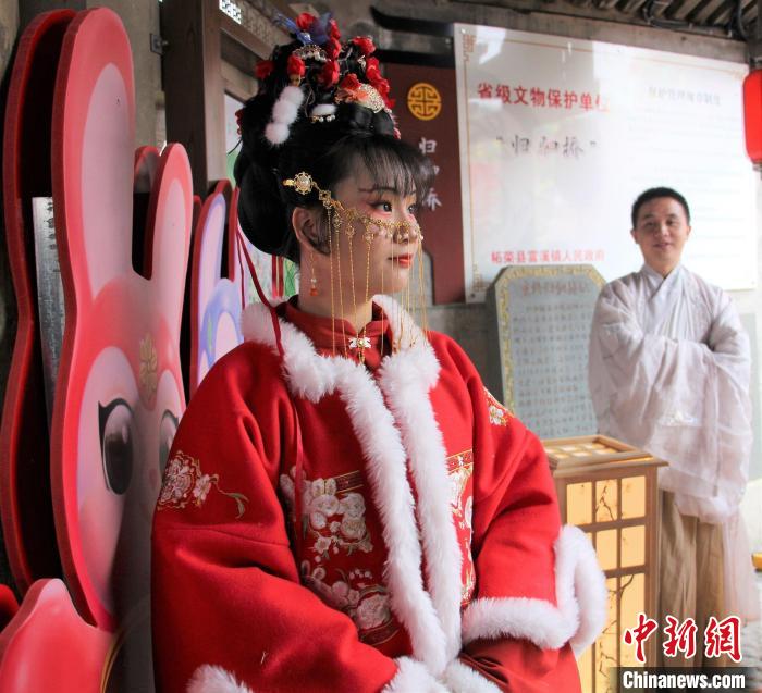 漢服秀?！?魏慧玲 攝