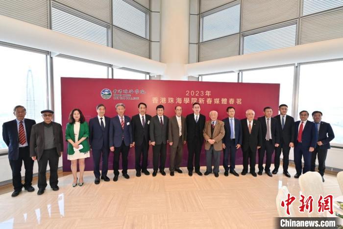 香港珠海學(xué)院校長:正提高研究水準(zhǔn)及師資力量冀升格為私立大學(xué)