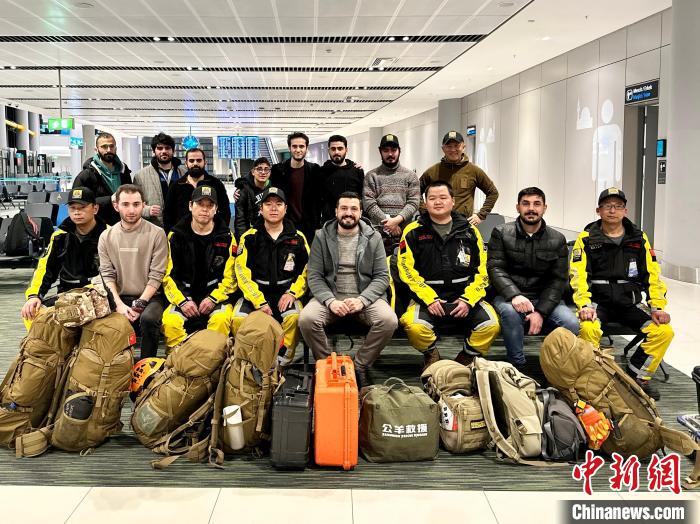 來自各國的公羊救援隊隊員?！」蜿?供圖