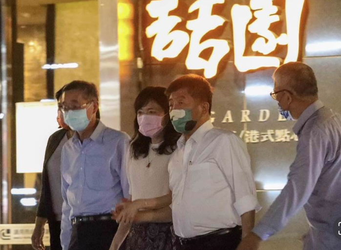 陳時中咸豬手 陳時中咸豬手