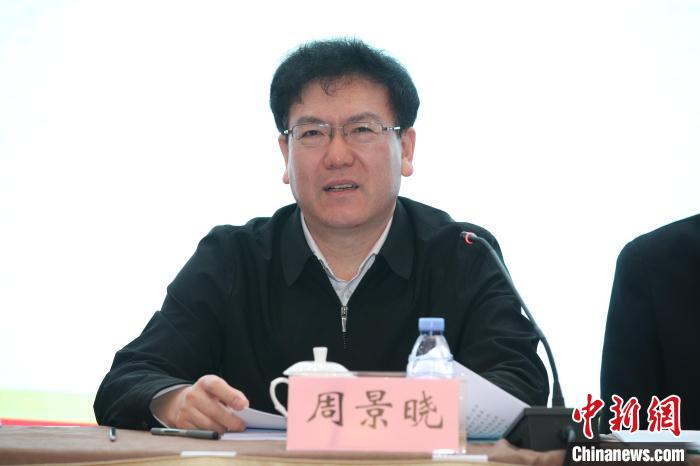 中共北京市委統(tǒng)戰(zhàn)部副部長周景曉出席會議并講話。　臺盟北京 攝