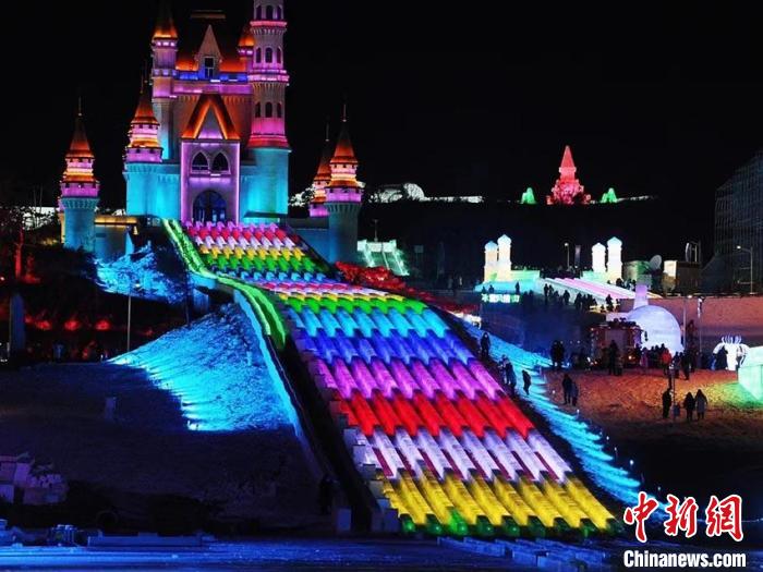 長(zhǎng)春冰雪景觀。(資料圖) 劉棟 攝