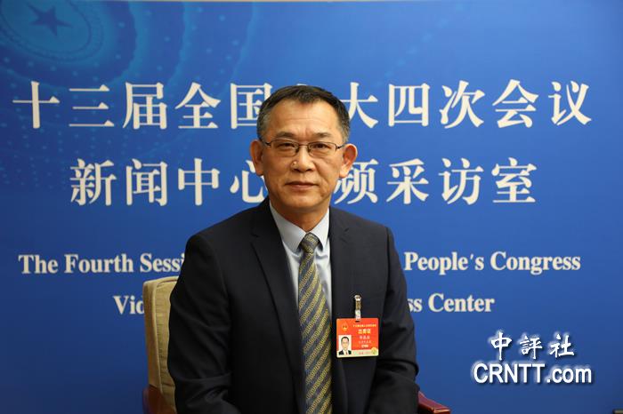 全國人大代表、全國臺聯(lián)副會長、江蘇省臺聯(lián)會長鄒振球（中評社資料圖）