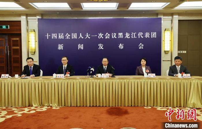 （兩會聲音）直言短板、自信代言，人大代表熱議中國“五大安全”