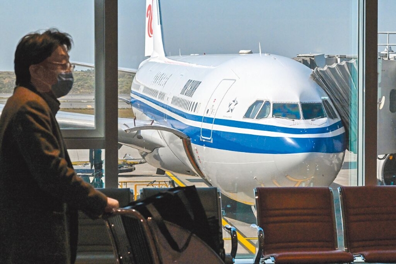 桃園機(jī)場(chǎng)國(guó)際航空班機(jī)。（圖源：臺(tái)灣《中國(guó)時(shí)報(bào)》）