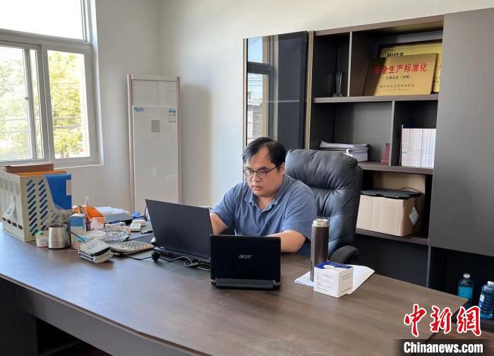 臺商父子“扎根”大陸：與時俱進(jìn)尋求更大發(fā)展機(jī)遇