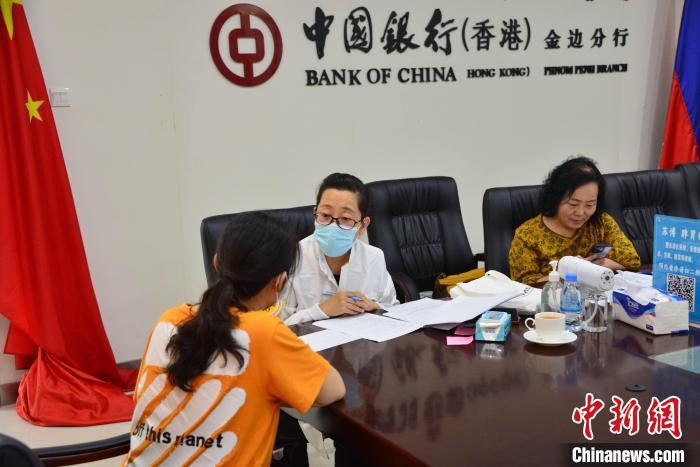 活動現(xiàn)場?！∮嘞娆B 攝