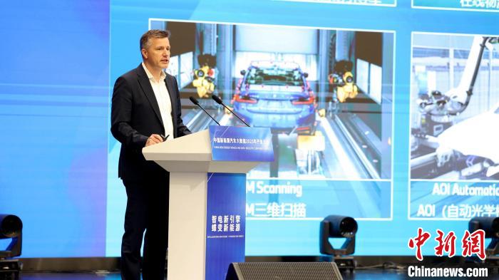 主旨演講?！¤F西區(qū)委宣傳部 攝