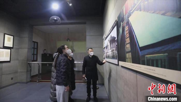 吳建宏培訓(xùn)講解員?！∈茉L者供圖