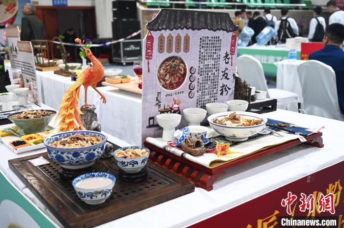 圖為參賽作品展示?！钪拘?攝