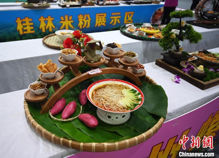 圖為參賽作品展示。　楊志雄 攝