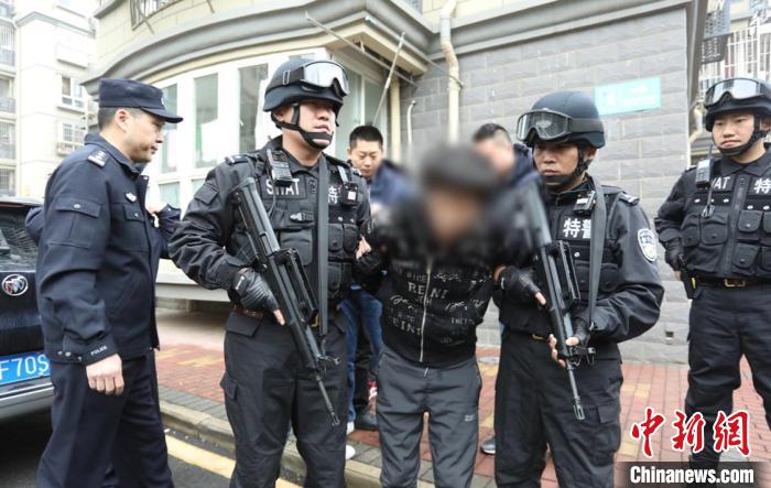 歷經(jīng)26年、數(shù)代刑警的接續(xù)攻堅、不懈努力下，南京“1997·10·8”特大搶劫殺人案終于被警方偵破。　南京警方供圖