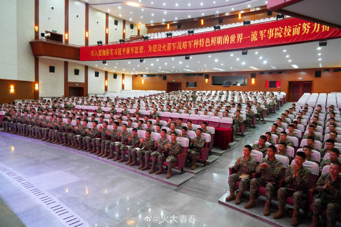 007CeDqNly1hcyyxizwagj34mo334hdv 007CeDqNly1hcyyxizwagj34mo334hdv