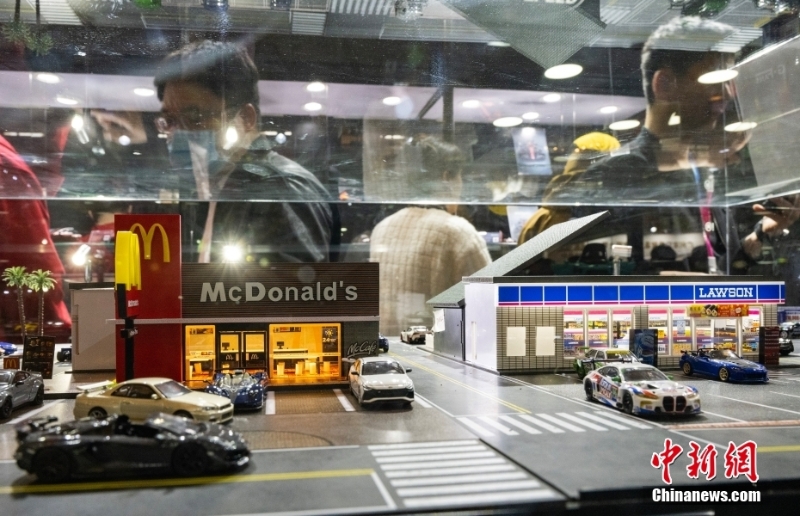 展品薈萃中國國際模型博覽會 觀眾置身仿真世界