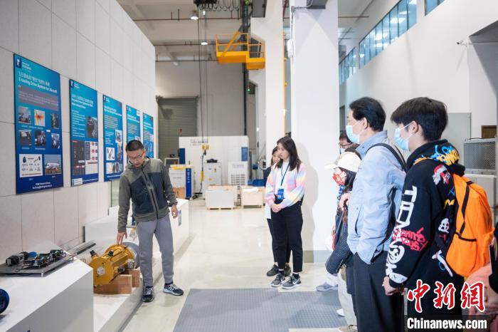 考察現(xiàn)場。　陳秋豪 攝