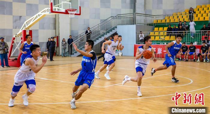 比賽現(xiàn)場?！≈鬓k方供圖