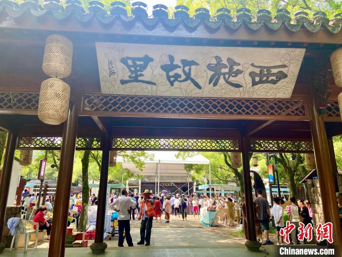 文化觀察：非遺如何“飛入尋常百姓家”？