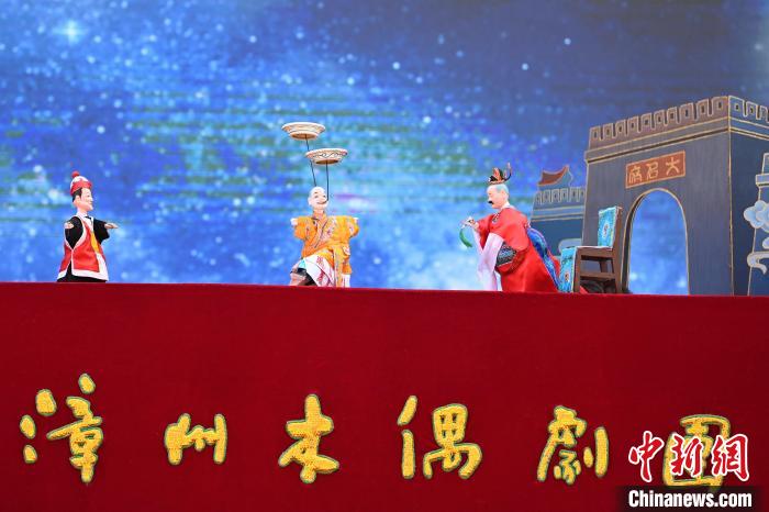 布袋木偶戲表演《大名府》?！埥鸫?攝