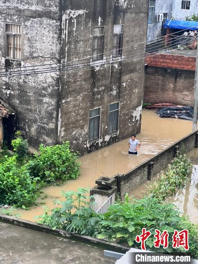 居民房屋受災(zāi)。　受訪者供圖