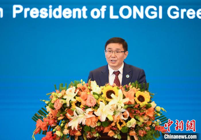 圖為隆基綠能科技股份有限公司董事長鐘寶申?！∝暩聛硭?攝