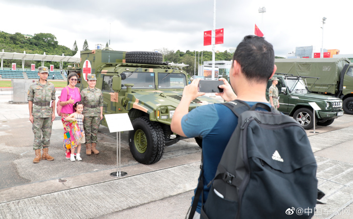 005XDnEely1hfhsot52p8j33qc2bc4qs 005XDnEely1hfhsot52p8j33qc2bc4qs