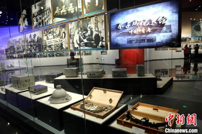 圖為原子城紀(jì)念館內(nèi)展品。　薛蒂 攝