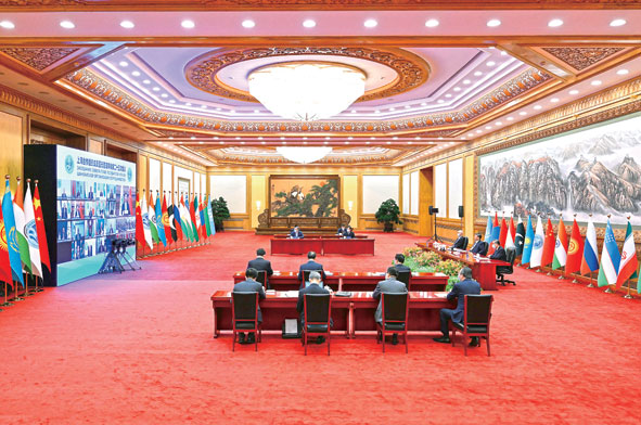 7月4日下午，國(guó)家主席習(xí)近平在北京以視頻方式出席上海合作組織成員國(guó)元首理事會(huì)第二十三次會(huì)議并發(fā)表題為《牢記初心使命　堅(jiān)持團(tuán)結(jié)協(xié)作　實(shí)現(xiàn)更大發(fā)展》的重要講話。新華社記者申宏攝