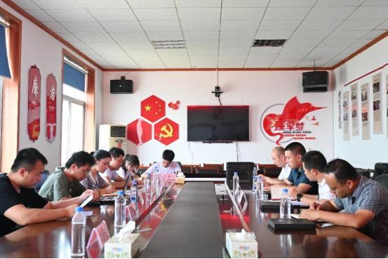 攸縣蓮塘坳鎮(zhèn)政府同湖南師范大學(xué)商學(xué)院保險助農(nóng)實踐團召開座談會