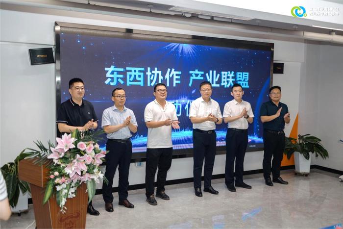 （從左到右分別為：馮廣軍、閆國振、孫元琨、王培海、孔強、王京剛）