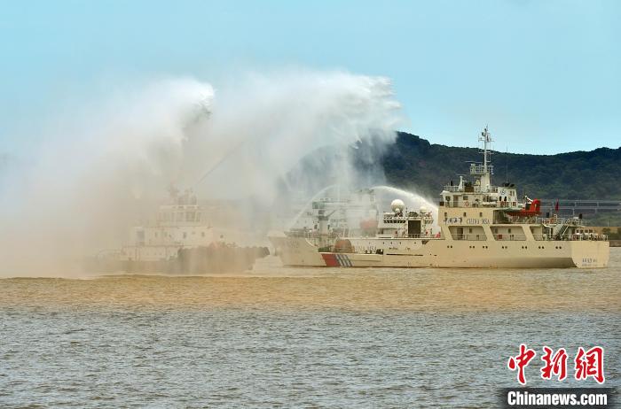 福州舉行?？章?lián)合搜救演練