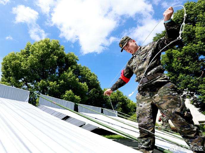 008aq8oQgy1hgskqzn4qnj31110rsqml 008aq8oQgy1hgskqzn4qnj31110rsqml