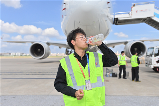 1692152138069012552.jpg 888888888.jpg