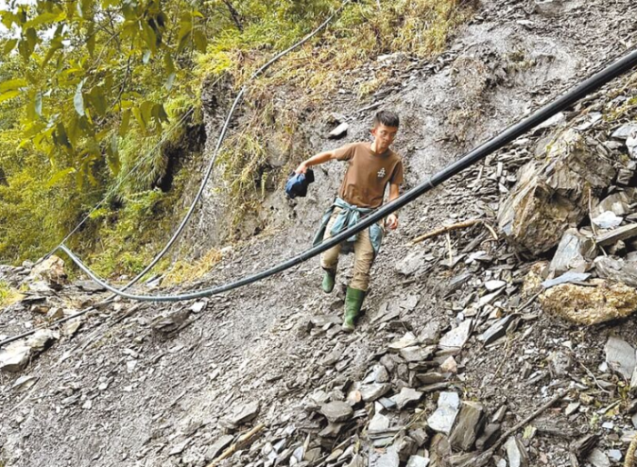 臺(tái)灣南投縣仁愛(ài)鄉(xiāng)能高越嶺道西段多處坍方中斷 臺(tái)灣南投縣仁愛(ài)鄉(xiāng)能高越嶺道西段多處坍方中斷