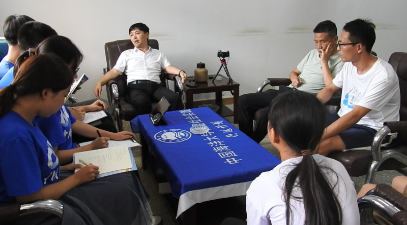 圖為實踐團跟校方座談 劉乙霆攝 圖為實踐團跟校方座談 劉乙霆攝